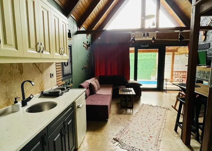 Minna Butik Ev سبانجا